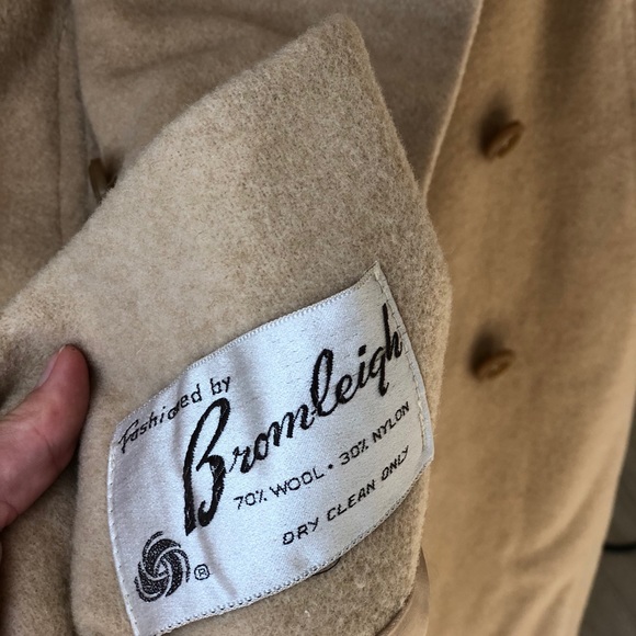Bromleigh Vintage Wool Coat - Picture 6 of 7
